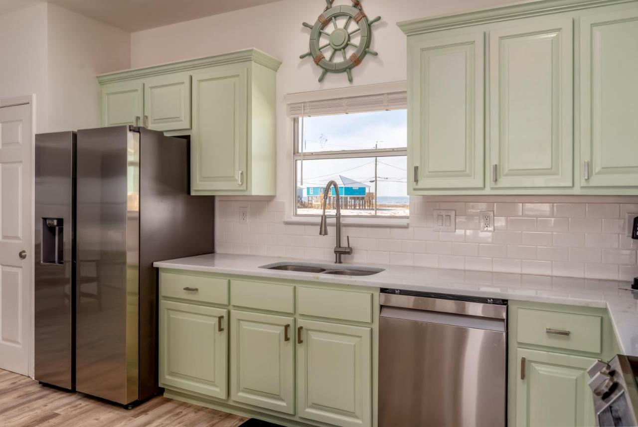 Sun Spot - True Gulf Front Private Home With Lovely Gulf Side Deck, Home ドーフィン・アイランド エクステリア 写真