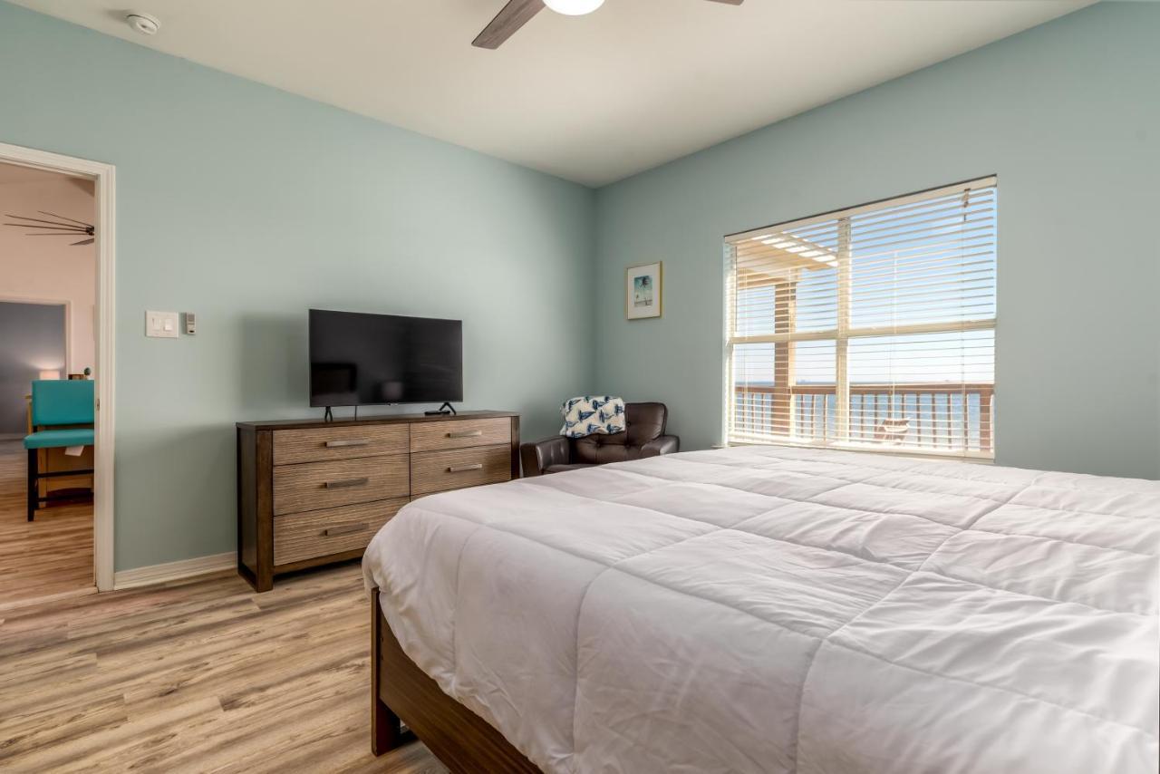 Sun Spot - True Gulf Front Private Home With Lovely Gulf Side Deck, Home ドーフィン・アイランド エクステリア 写真